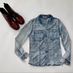 GUESS Los Angeles Acid Wash Denim Shirt